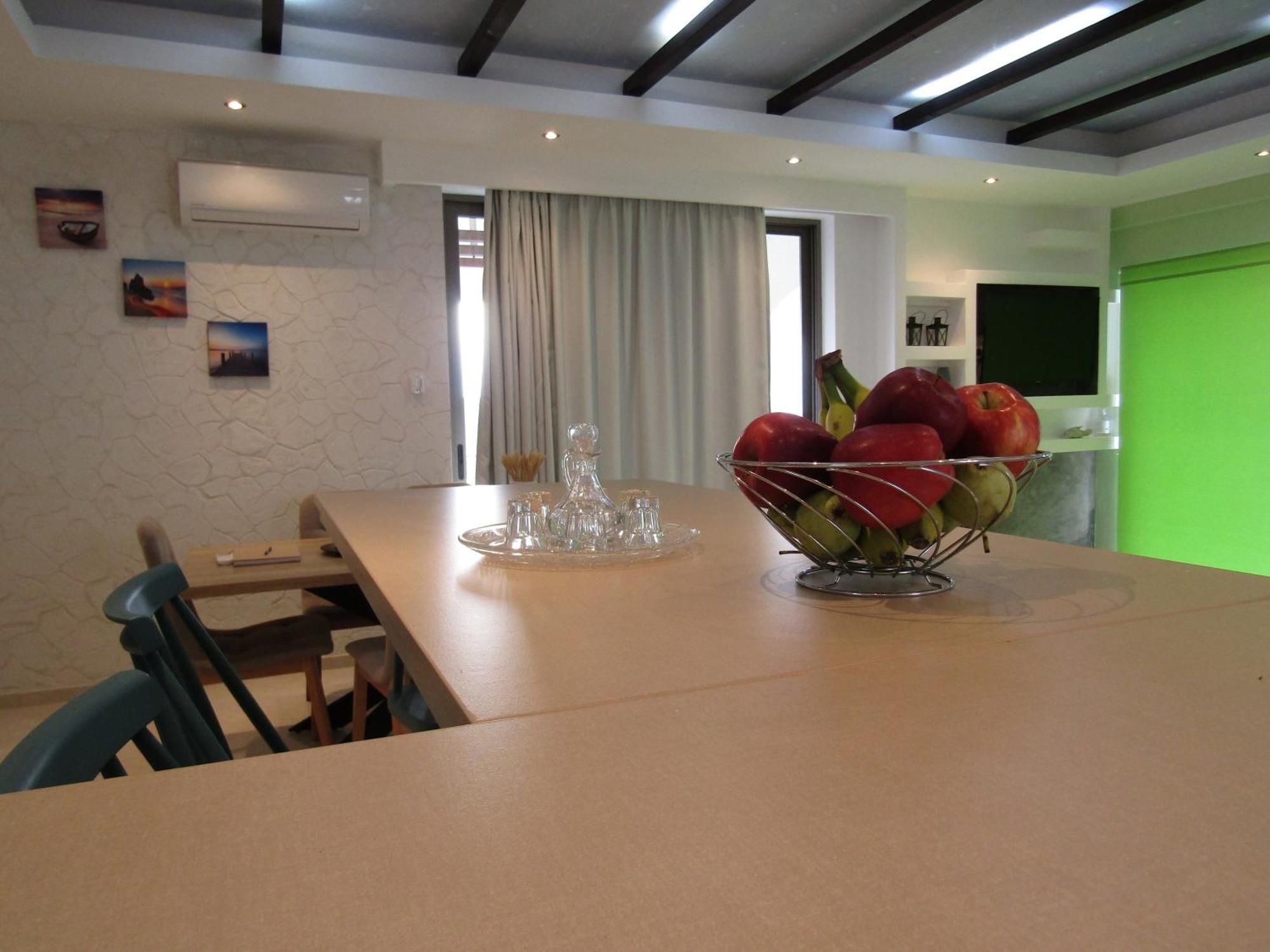 Villa Gusta Tholos  Ngoại thất bức ảnh