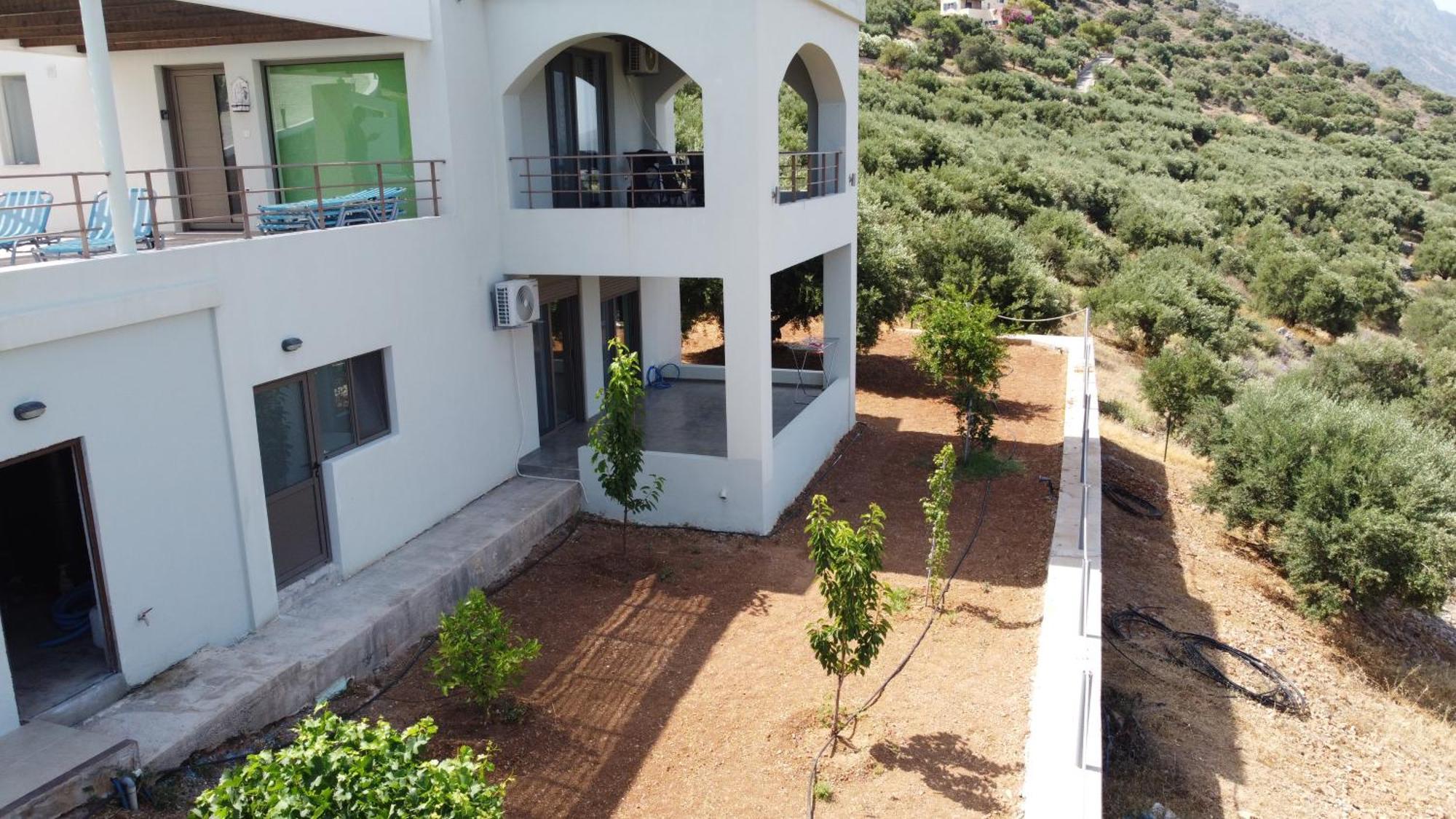 Villa Gusta Tholos  Ngoại thất bức ảnh