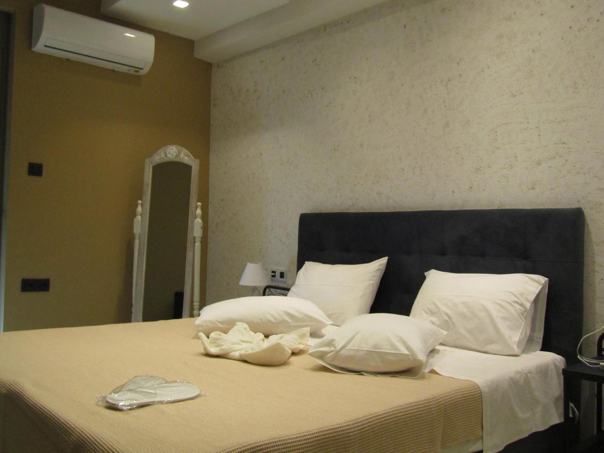 Villa Gusta Tholos  Ngoại thất bức ảnh